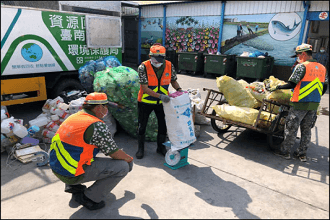 台南環保局招考300名清潔隊臨時人員
