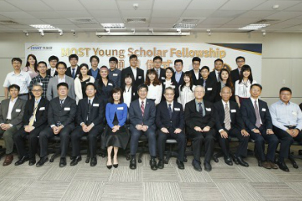 科技部「年輕學者養成計畫」 19名學者受贈榮銜