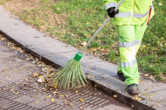 新北市招募910名儲備清潔隊員 薪32K起跳