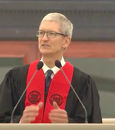Apple 執行長庫克給麻省理工畢業生:科技必須根植於人性