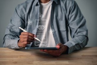 AI當第2大腦的是我要的人！Reddit要靠新鮮人戰力翻十倍